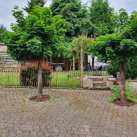 Fachwerkhaeuschen * Enkirch