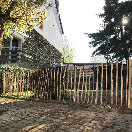 Fachwerkhaeuschen Enkirch