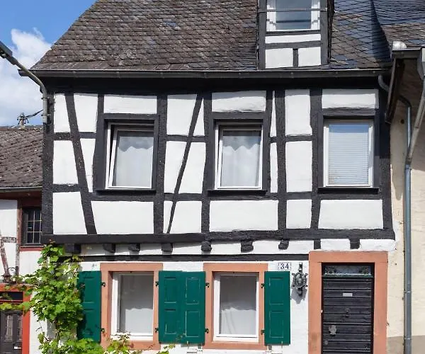 Fachwerkhaeuschen * エンキルヒ